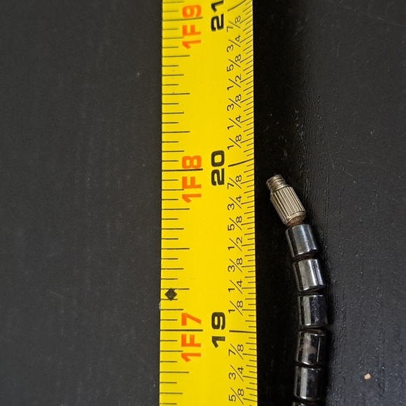 Hematite Weed Pot Leaf Necklace with Barrel Closure - Picture 7 of 9